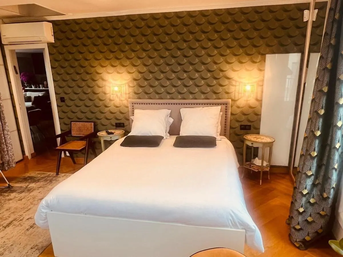 Beautiful Apartment Terrace Invalides And Fireplace Paris France